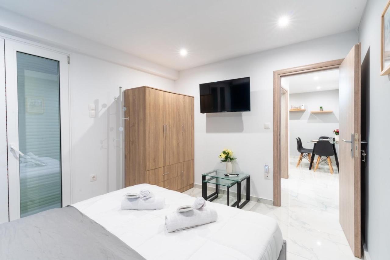 Aiolos Plateia Apartment Nea Smyrni アテネ エクステリア 写真